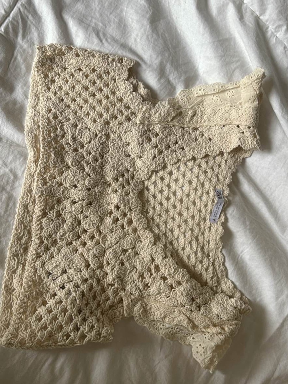 Zara Cream Crochet Crop Top